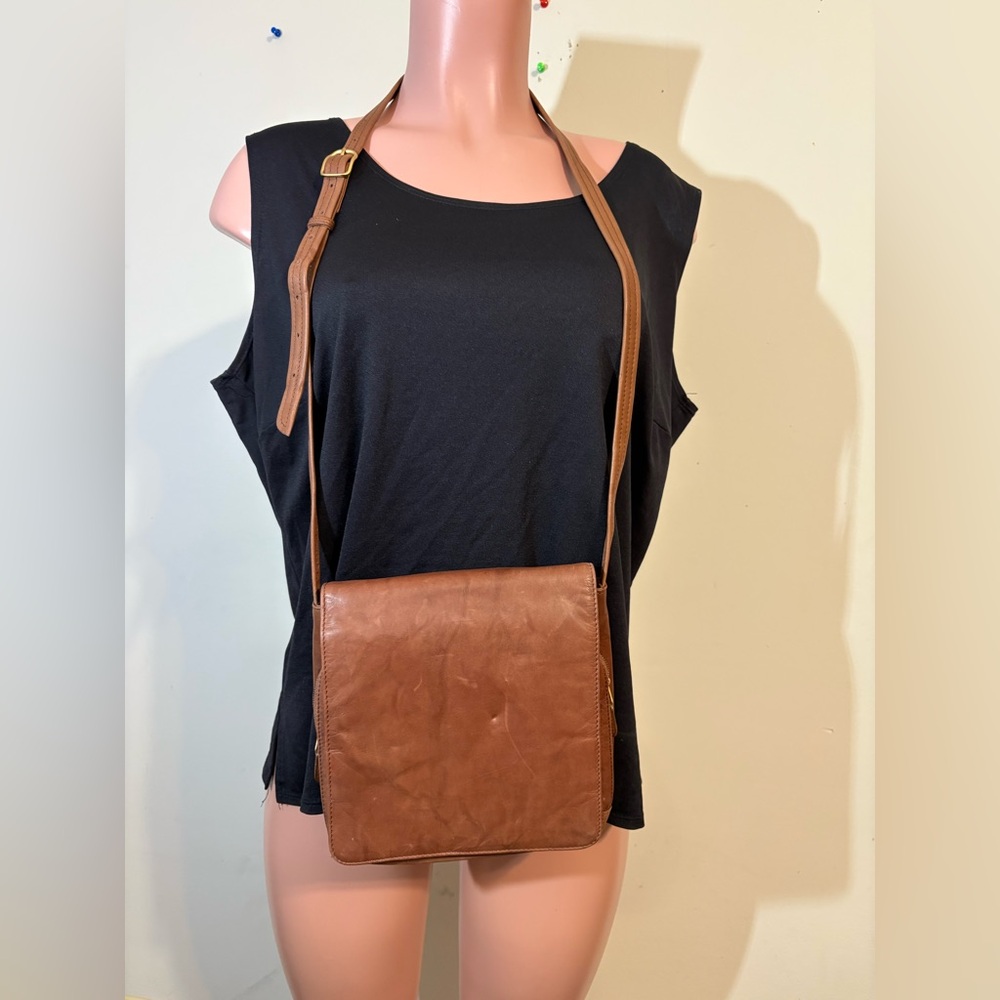 ILI New York Women’s Brown Leather Crossbody saddle Bag satchel purse adj strap